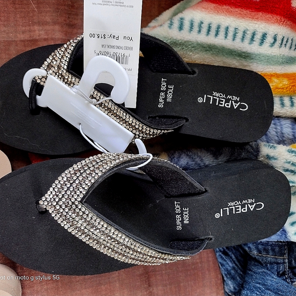 3 PR girls sandals
